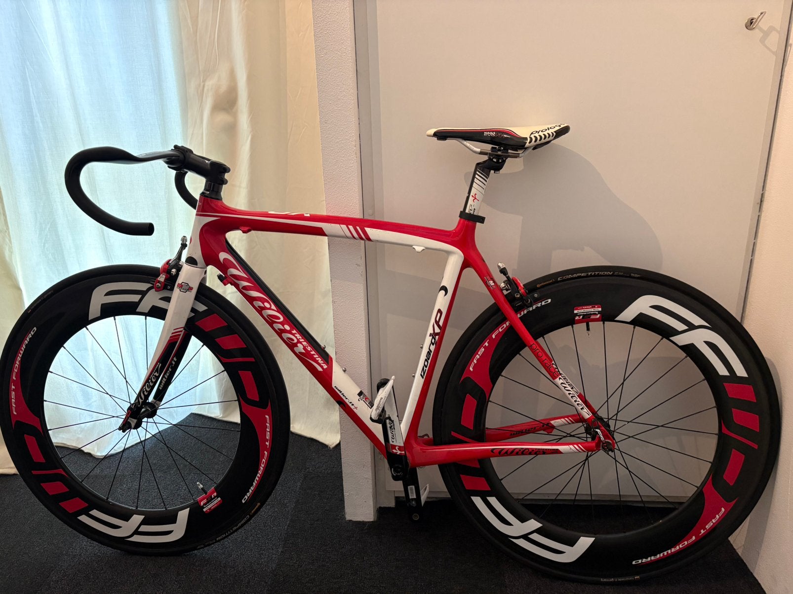 Triestina wilier full carbon frame fast forward wielen, Carbon, Zo goed als nieuw, Meer dan 20 versnellingen, 53 tot 57 cm