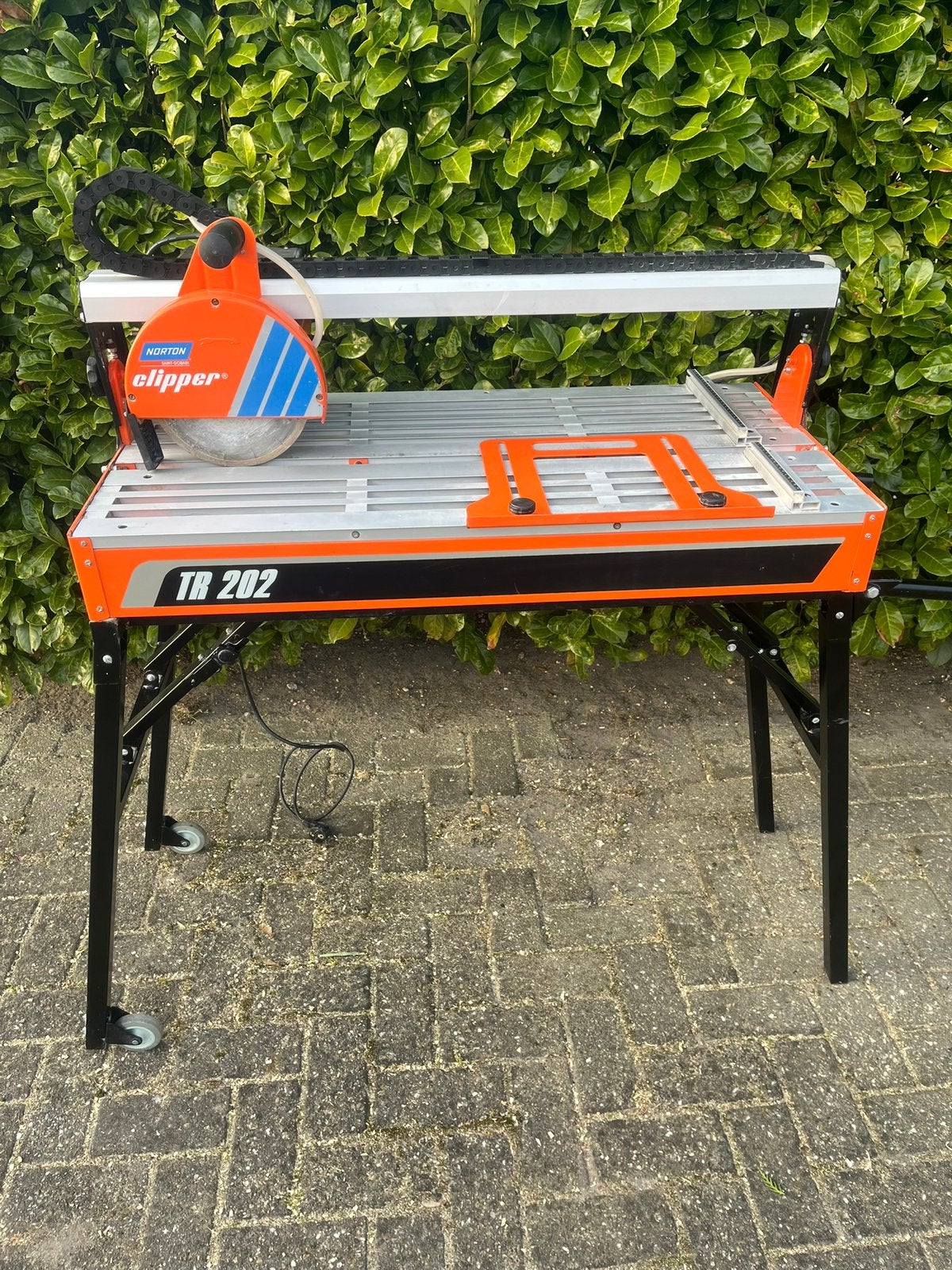 Norton clipper tr 202 tegelzaag, Doe-het-zelf en Verbouw, Gereedschap | Zaagmachines, Ophalen, Zo goed als nieuw, 1200 watt of meer