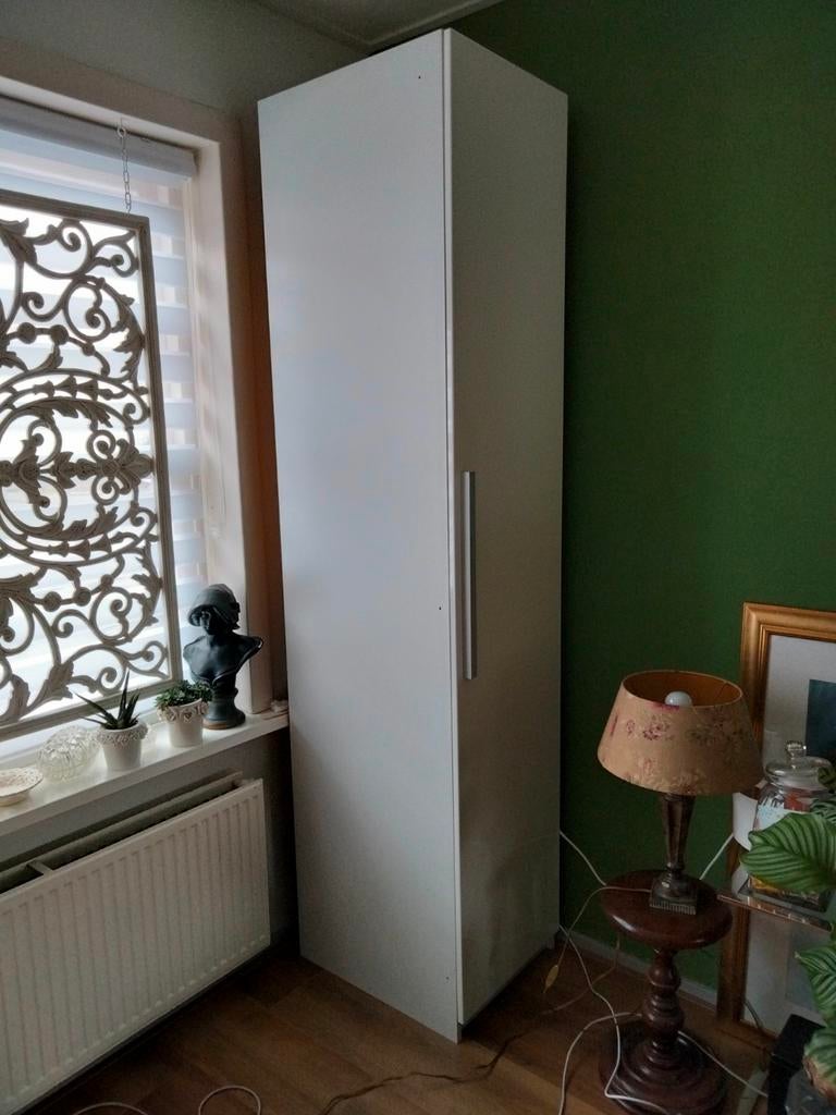 Ikea kast Pax met hoogglans witte deur en 6 planken, Huis en Inrichting, Kasten | Kledingkasten, Ophalen, 200 cm of meer, 50 tot 100 cm