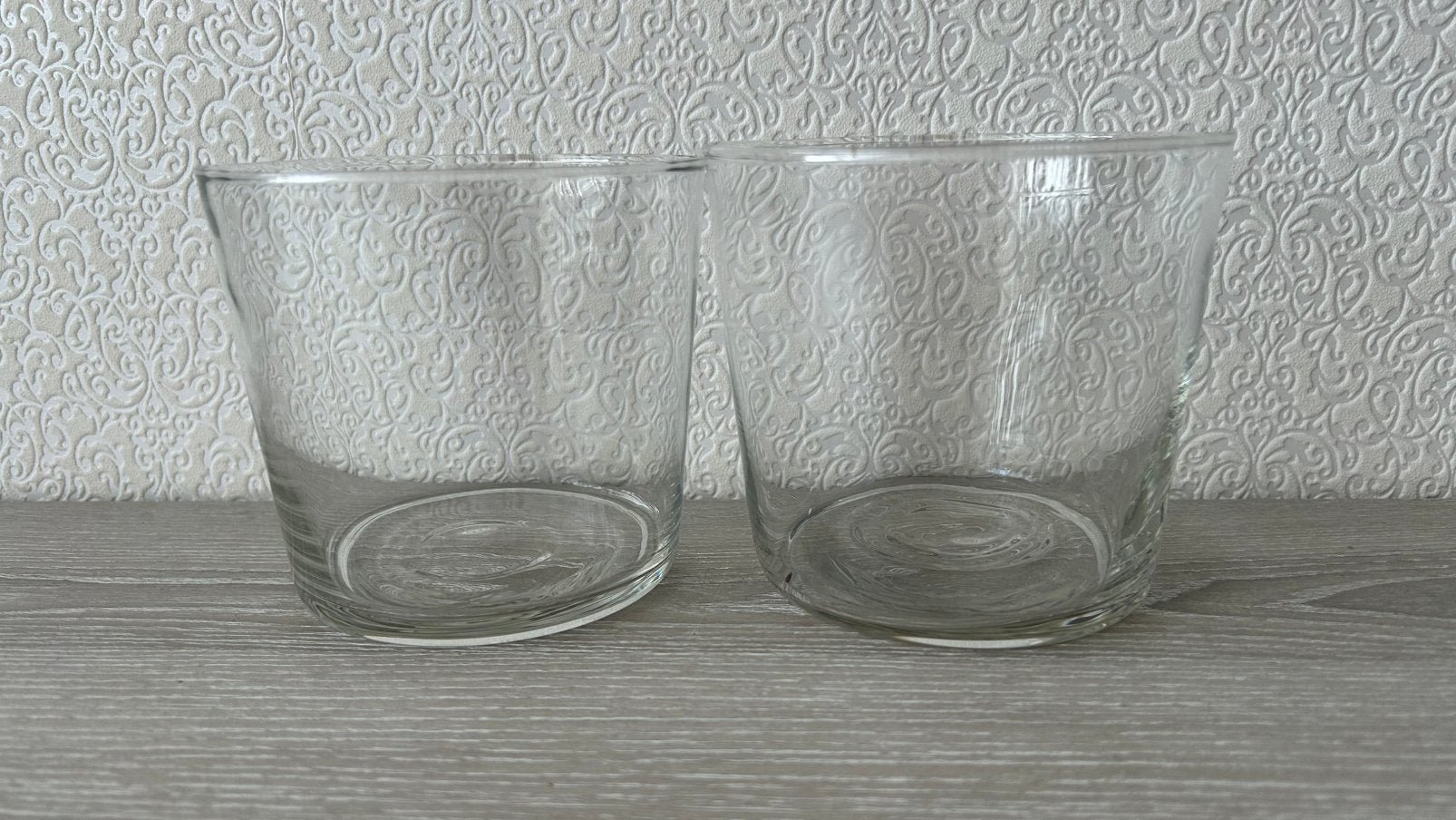 Twee glazen bloempotten plantenpotten, Overige materialen, Rond, Binnen, Ophalen of Verzenden