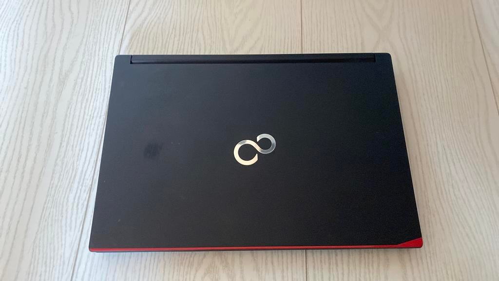 Fujitsu E546 LifeBook, Computers en Software, Windows Laptops, Ophalen, Zo goed als nieuw, 15 inch, 2 tot 3 Ghz