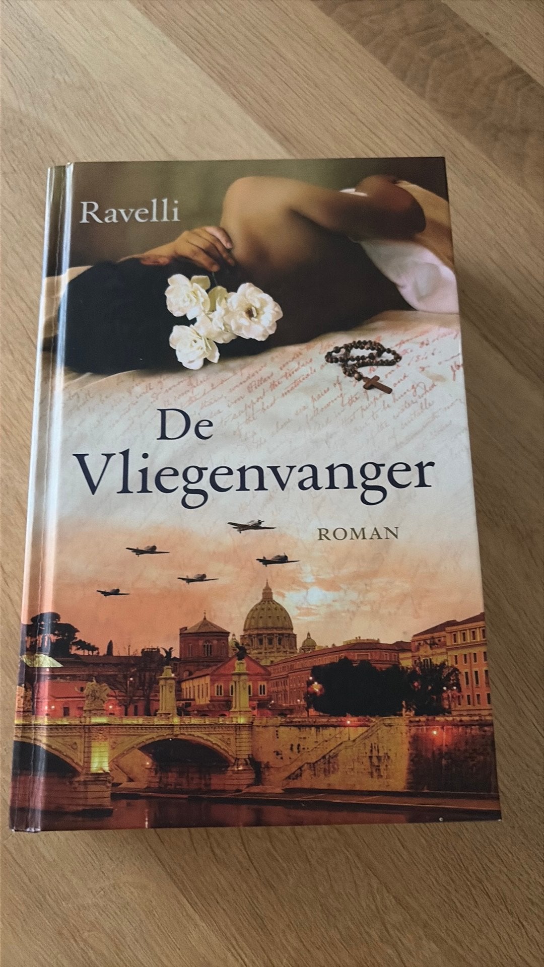 De Vliegenvanger - Ravelli, Boeken, Literatuur, Zo goed als nieuw, Europa overig, Ophalen of Verzenden