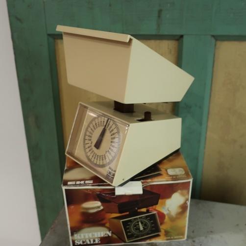 EKS keukenweegschaal retro vintage in originele doos Zweden, Witgoed en Apparatuur, Weegschalen, Keukenweegschaal, Ophalen of Verzenden