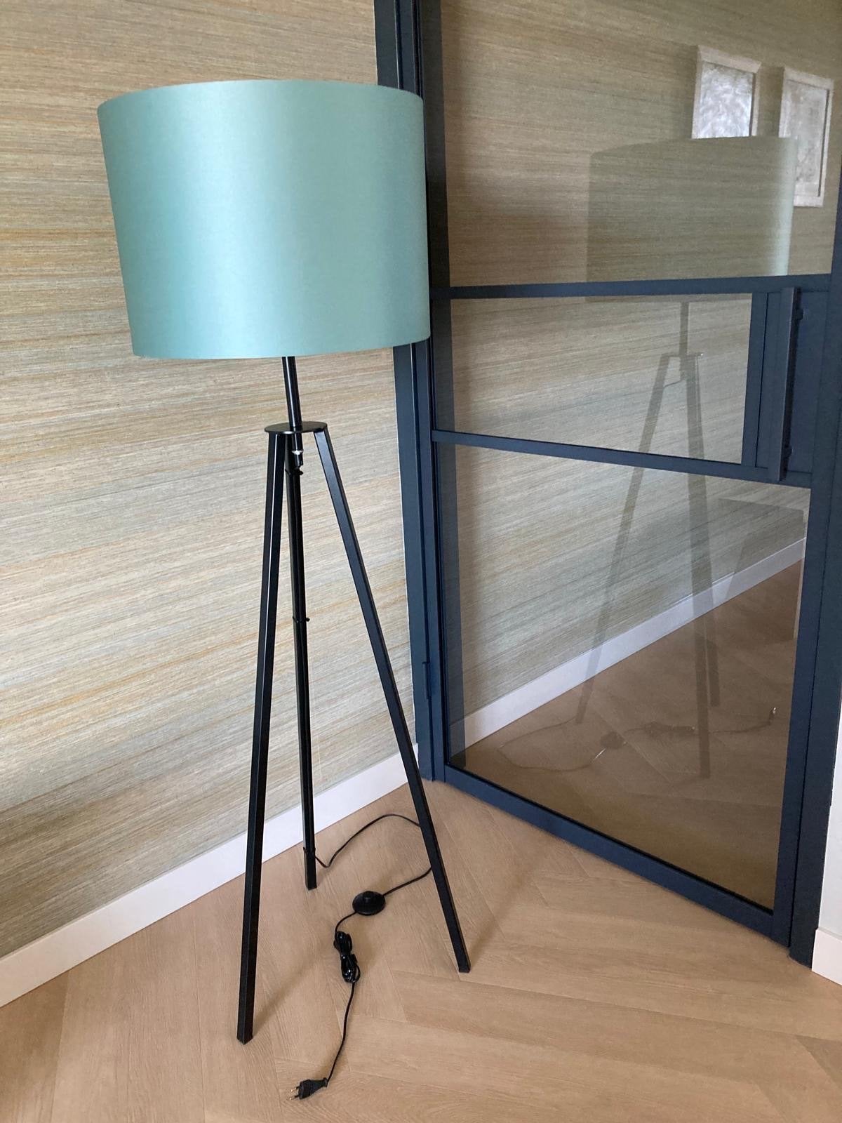 Stijlvolle vloerlamp met mintgroene kap - Loods 5, Ophalen, Gebruikt, Metaal, 100 tot 150 cm