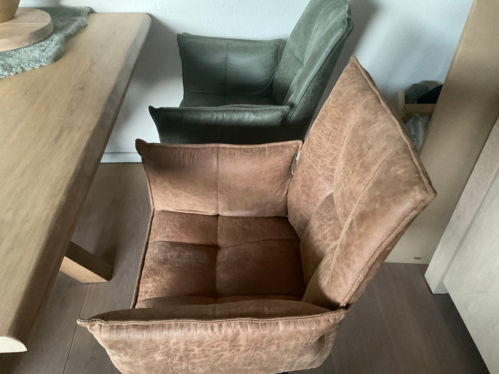 4 draaibare stoelen met microfiber bekleding 30 euro, Huis en Inrichting, Stoelen, Ophalen, Gebruikt, Overige kleuren, Vier