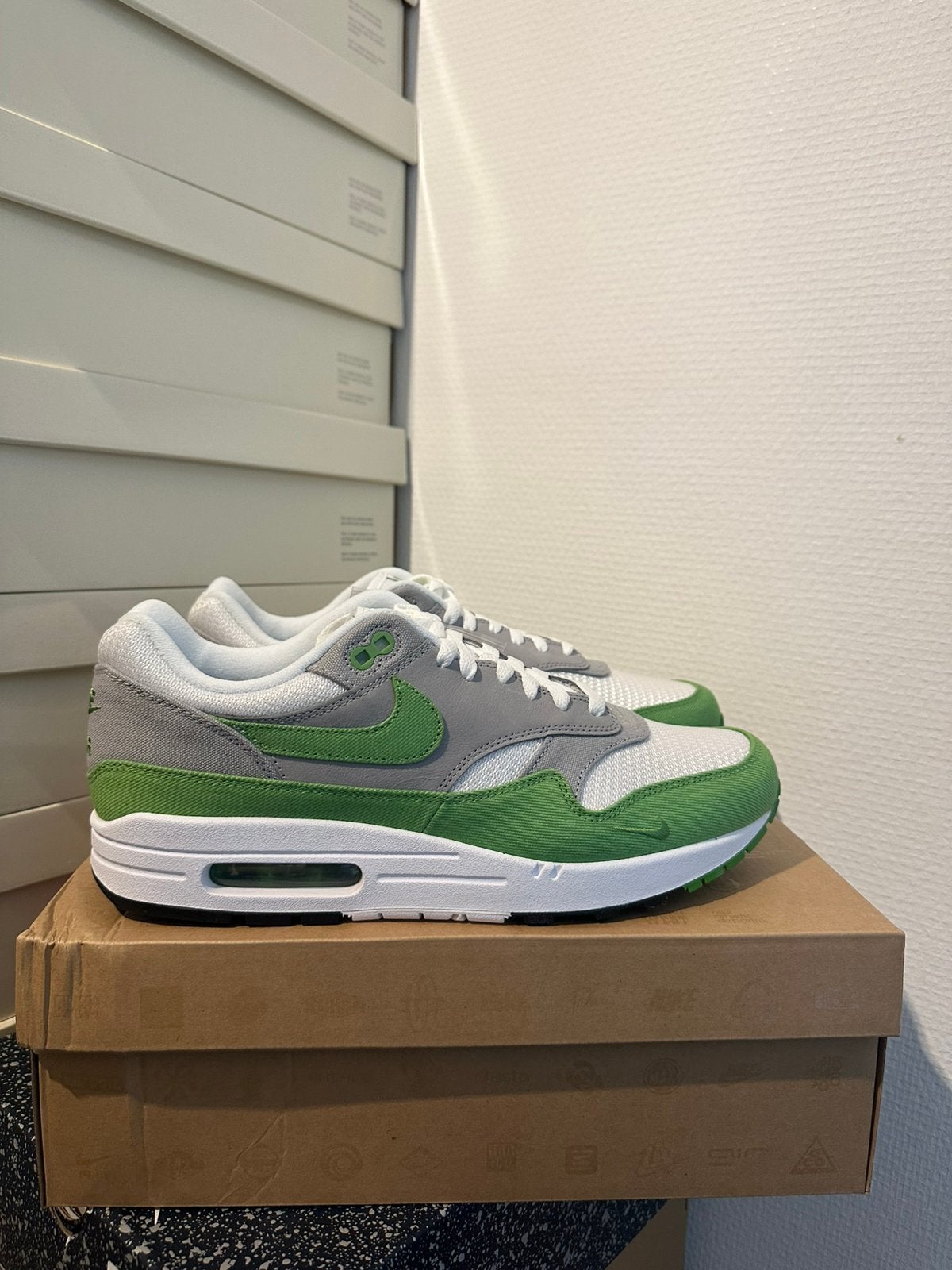 Nike Air Max 1 “Patta 20th Anniversary Chlorophyll”, Wit, Nike, Nieuw, Ophalen of Verzenden