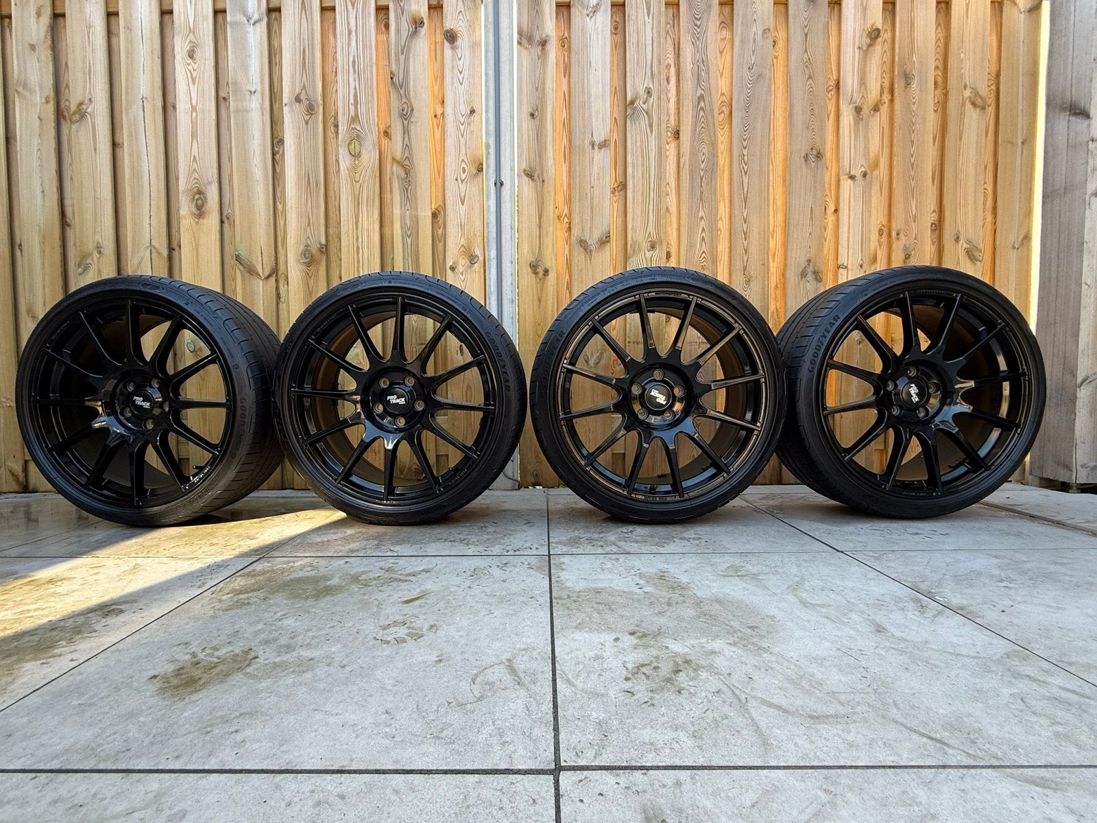 Pro track Velgen 19 inch 5x112 ET45 met 235/35/19 banden, Auto-onderdelen, Banden en Velgen, Gebruikt, Banden en Velgen, 235 mm