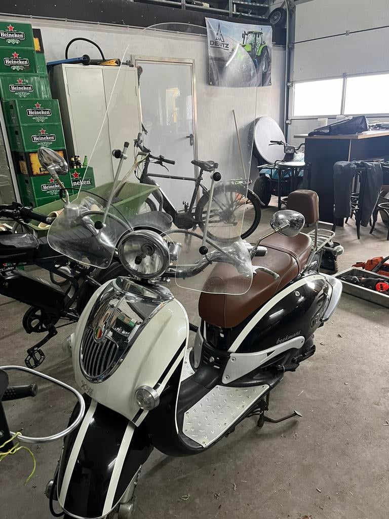 Torino  scooter, Ophalen, Zo goed als nieuw, Benzine, Overige merken