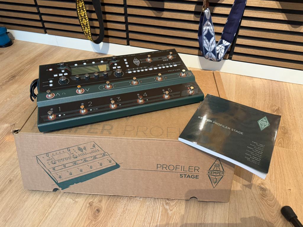 KEMPER STAGE + Bag + extra’s, Muziek en Instrumenten, Effecten, Gebruikt, Multi-effect, Ophalen of Verzenden