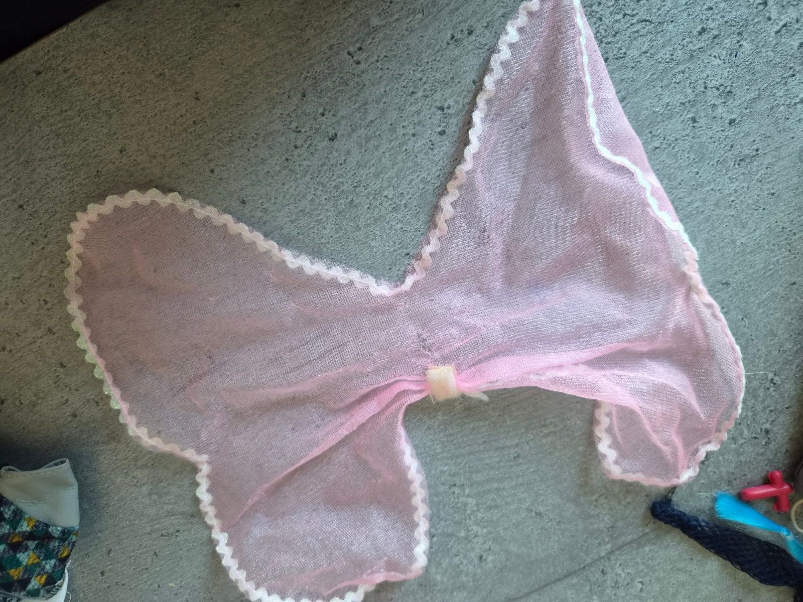 Barbie Kleding Roze Vlinder Vleugels, Ophalen of Verzenden, Gebruikt