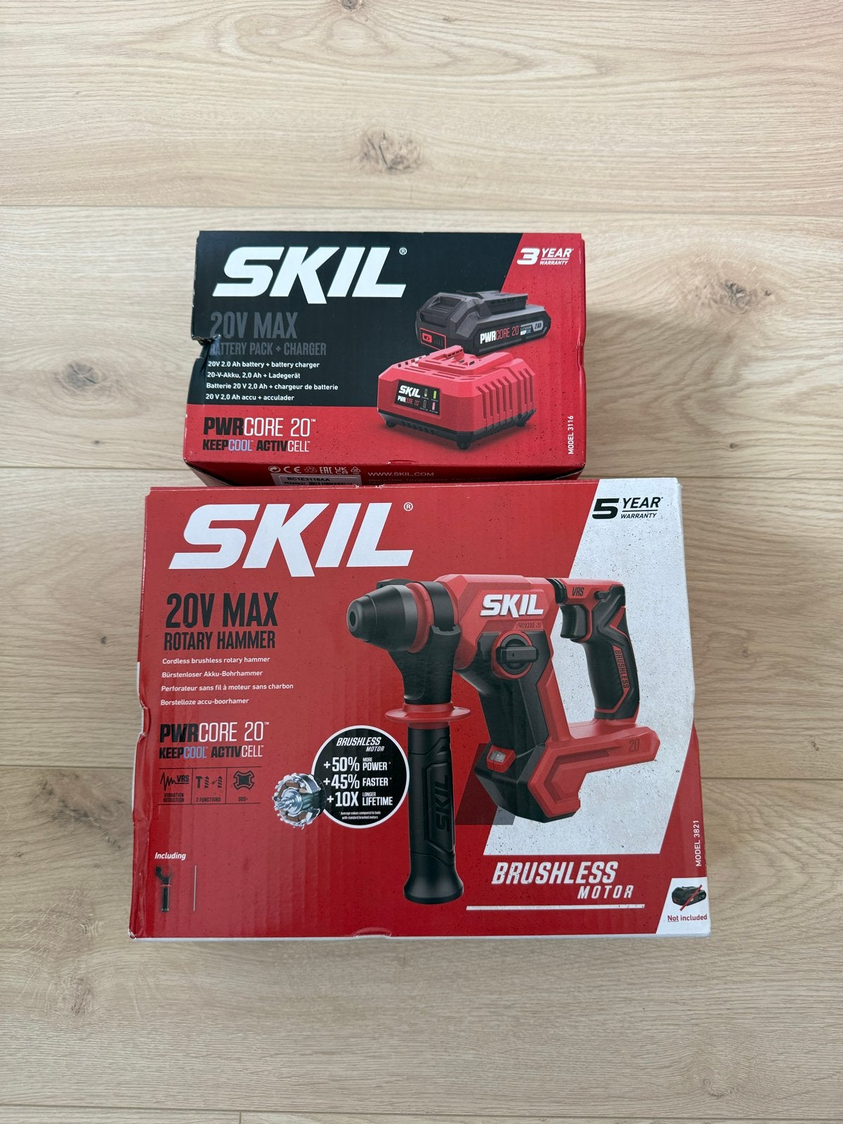 Skil Boorhamer 20V met Acculader - Krachtig en Draadloos, Ophalen, 600 watt of meer, Boor- en/of Breekhamer, Nieuw