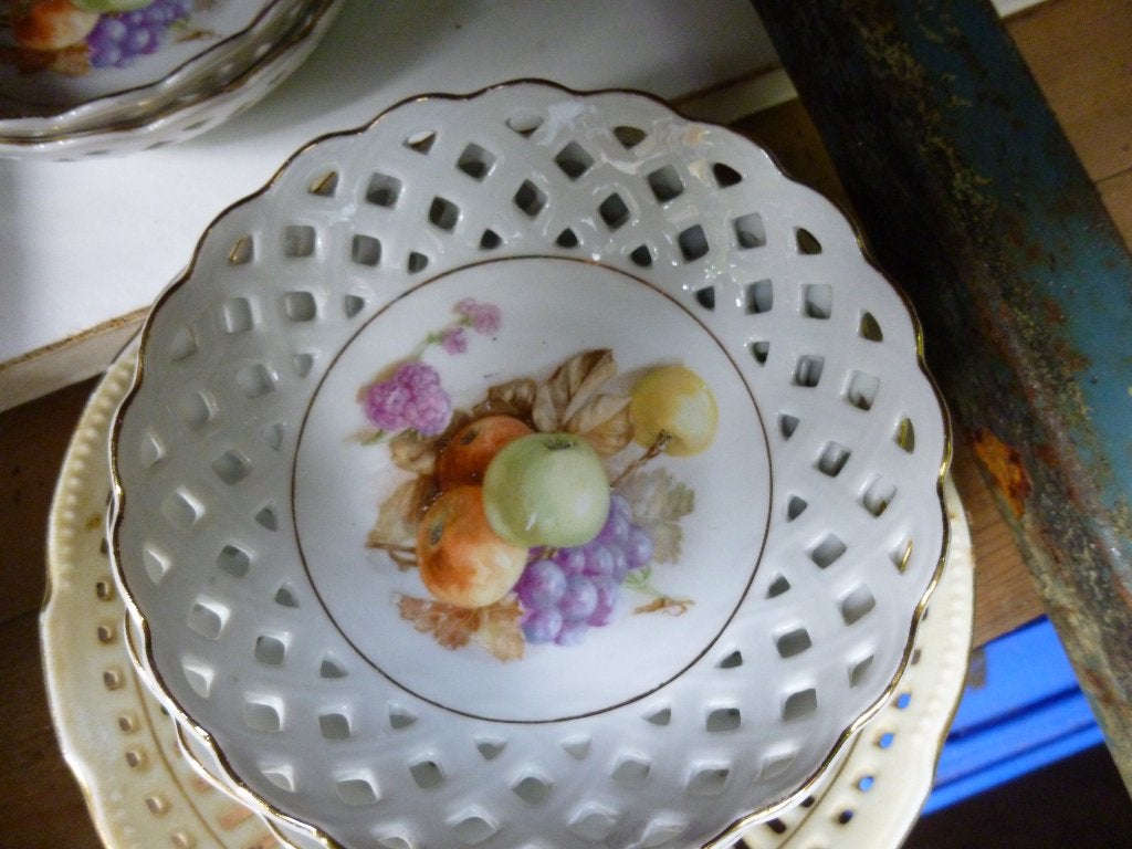 6 Porselein fruitbordjes 50ies  kristallen bonbon schuitje, Antiek en Kunst, Ophalen of Verzenden