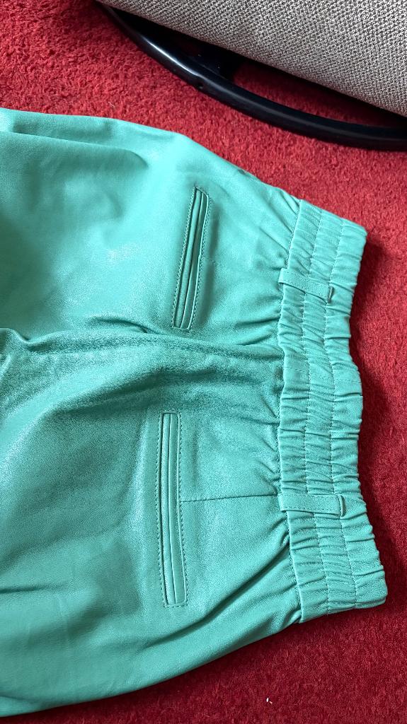 Leren broek, groen, stretch leer, IBANA, Zwart, Ophalen of Verzenden, Zo goed als nieuw, Maat 36 (S)