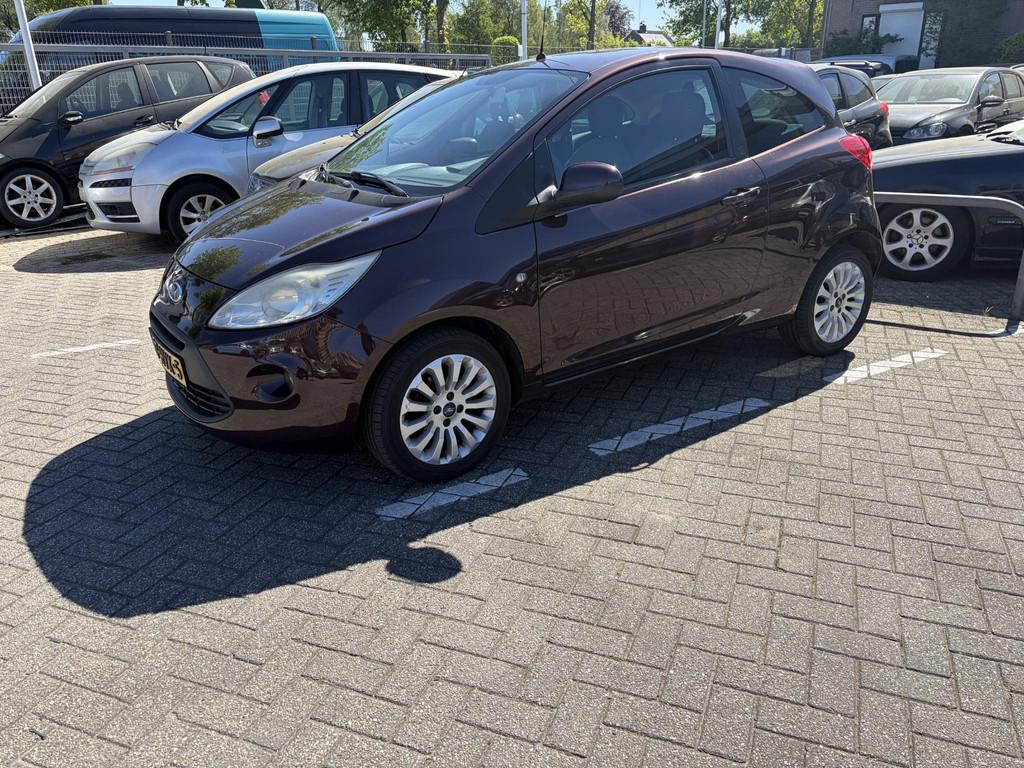 Ford Ka 1.2 Titanium 1e eigenaar apk maart 2027, Voorwielaandrijving, Stof, Gebruikt, 1242 cc