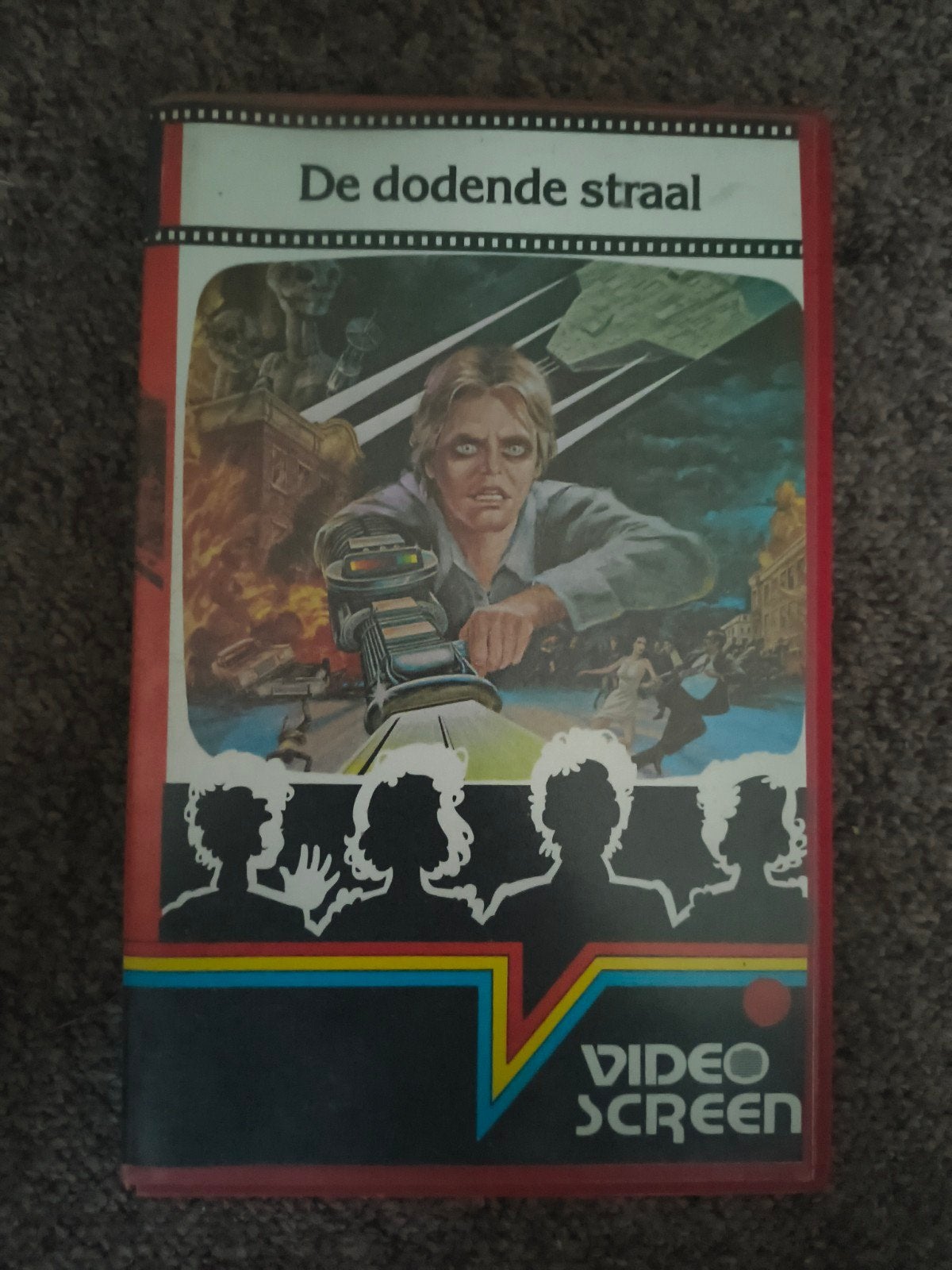 De dodende straal (Laserblast) - VHS Science Fiction, Nederlands ondertiteld, Alle leeftijden, Science Fiction en Fantasy, Ophalen of Verzenden