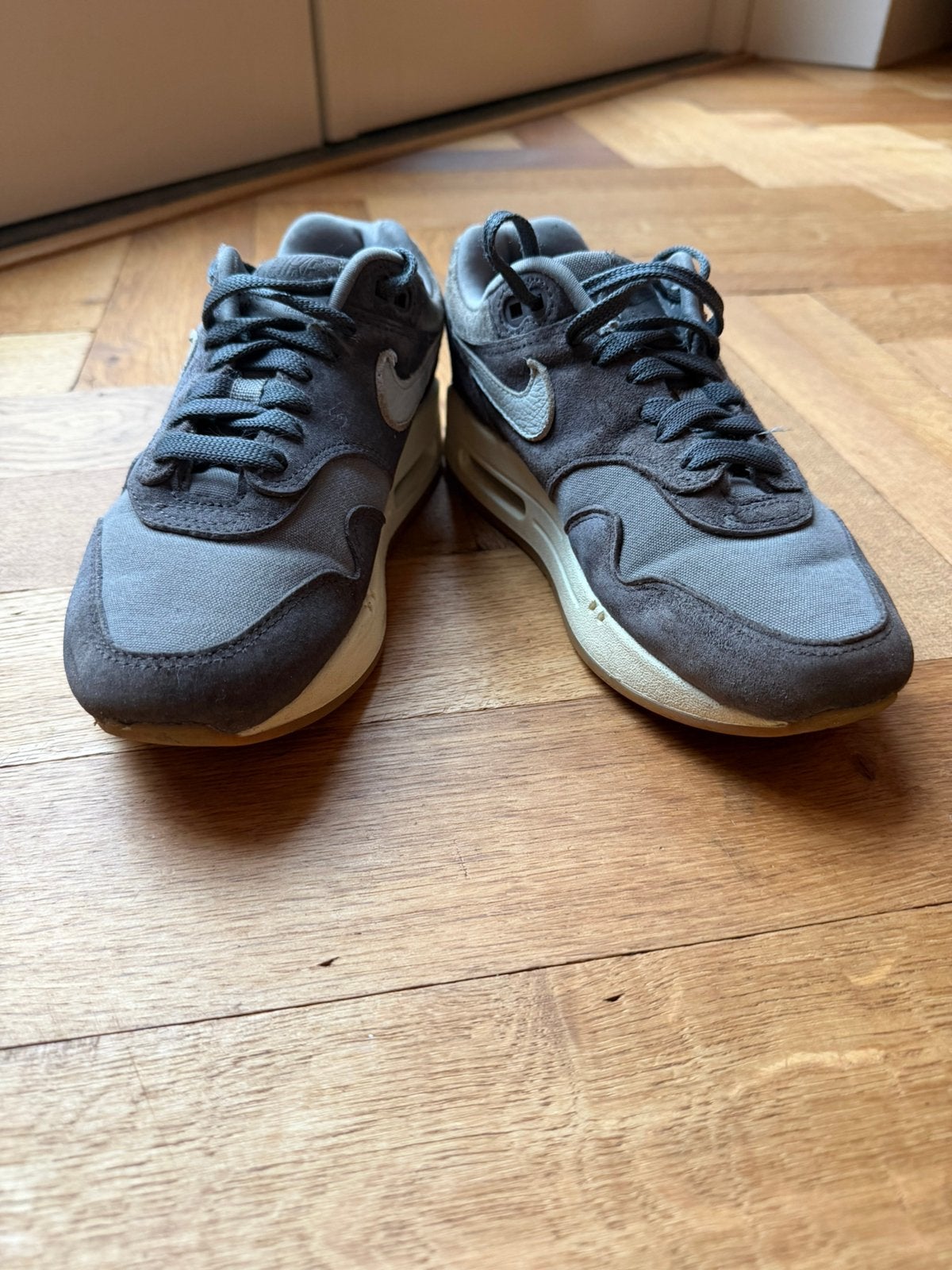 Nike air max 1 maat 36, Gebruikt, Sportschoenen, Ophalen of Verzenden, Jongen