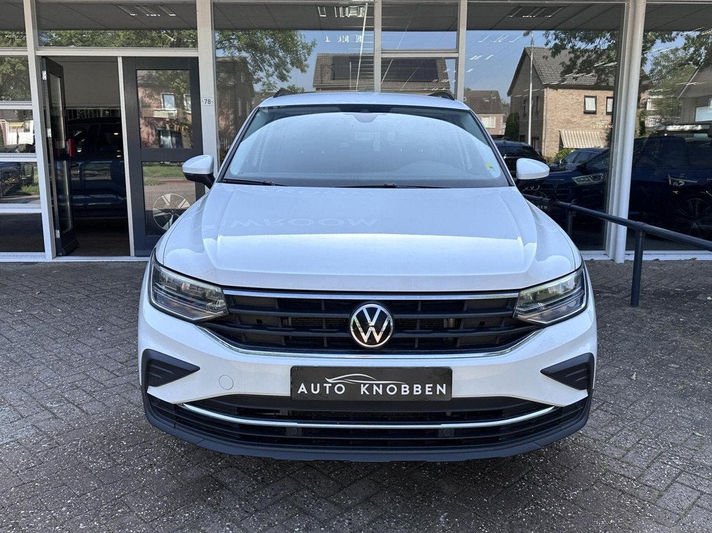 Volkswagen Tiguan 1.4 TSI eHybrid Life Led, Climat, Carplay,, Auto's, Volkswagen, 1716 kg, Gebruikt, 4 cilinders, Wit