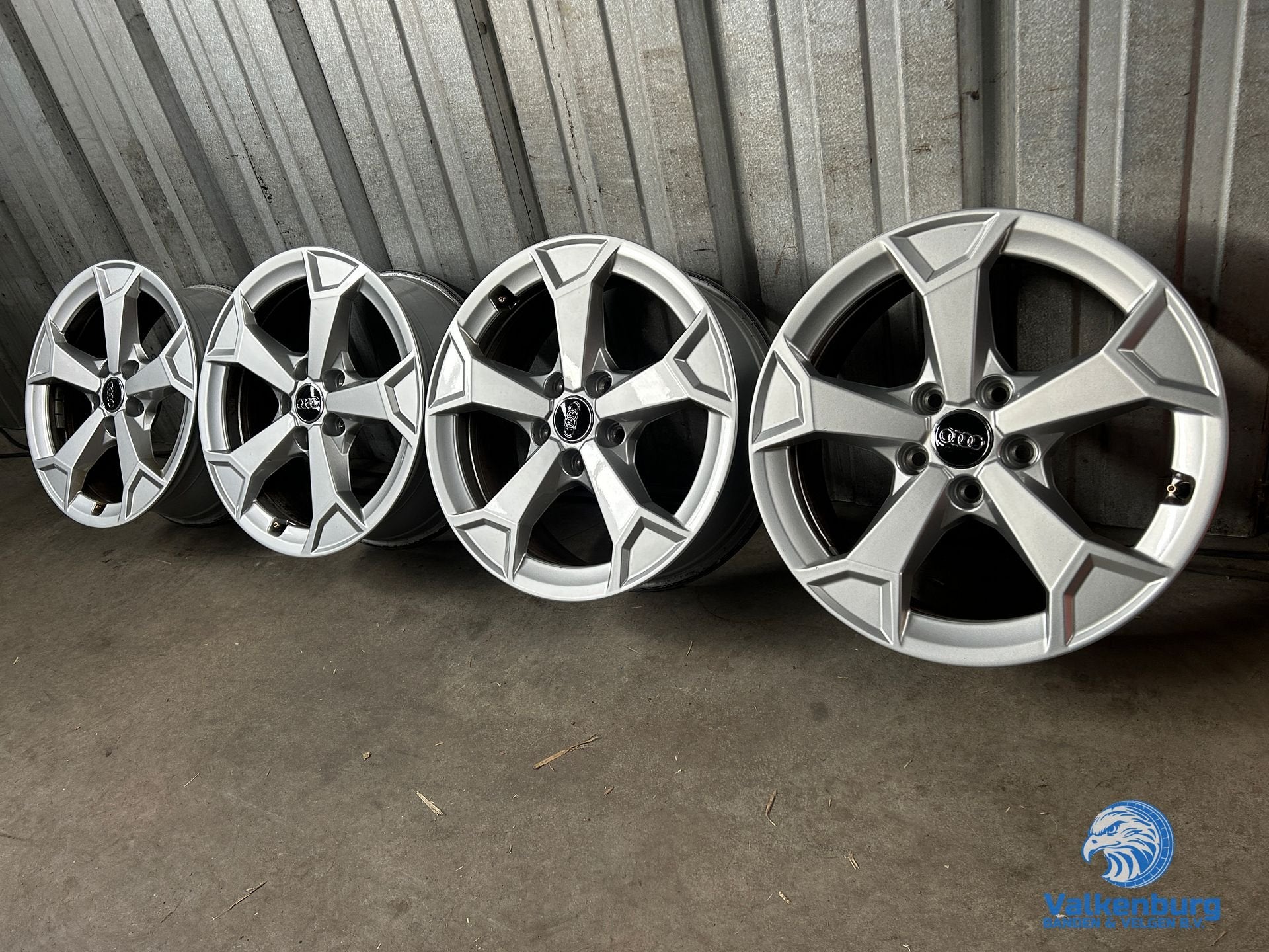Originele Audi A3 Q2 Q3 17 inch velgen 5x112, Gebruikt, Velg(en), -, -