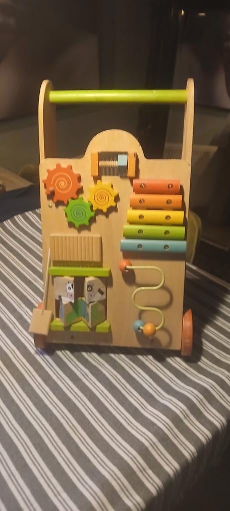 Houten loopwagentje met activiteiten voor kind, Ophalen, Gebruikt, Overige typen, Met wieltjes