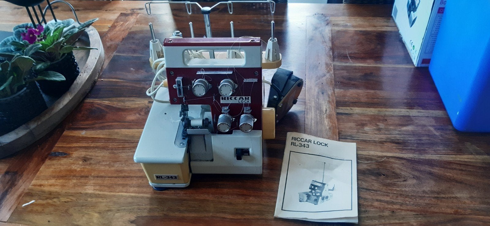 Lockmachine Riccar Lokmachine Lock, Ophalen of Verzenden, Lockmachine, Overige merken