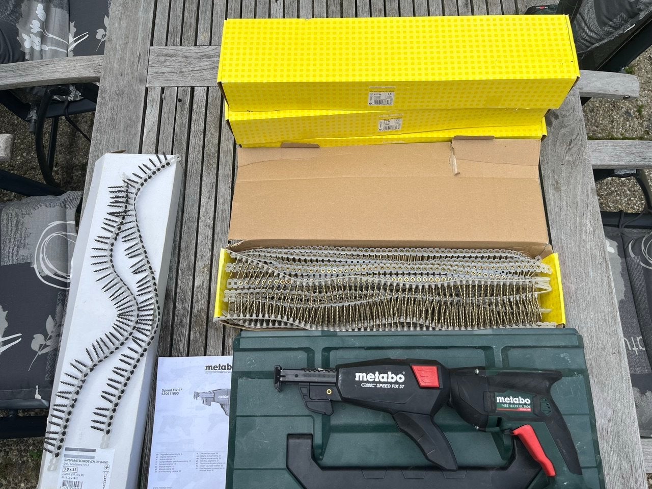 Metabo bandschroefmacine incl. schroeven., Ophalen, Zo goed als nieuw, Boor- en Schroefmachine