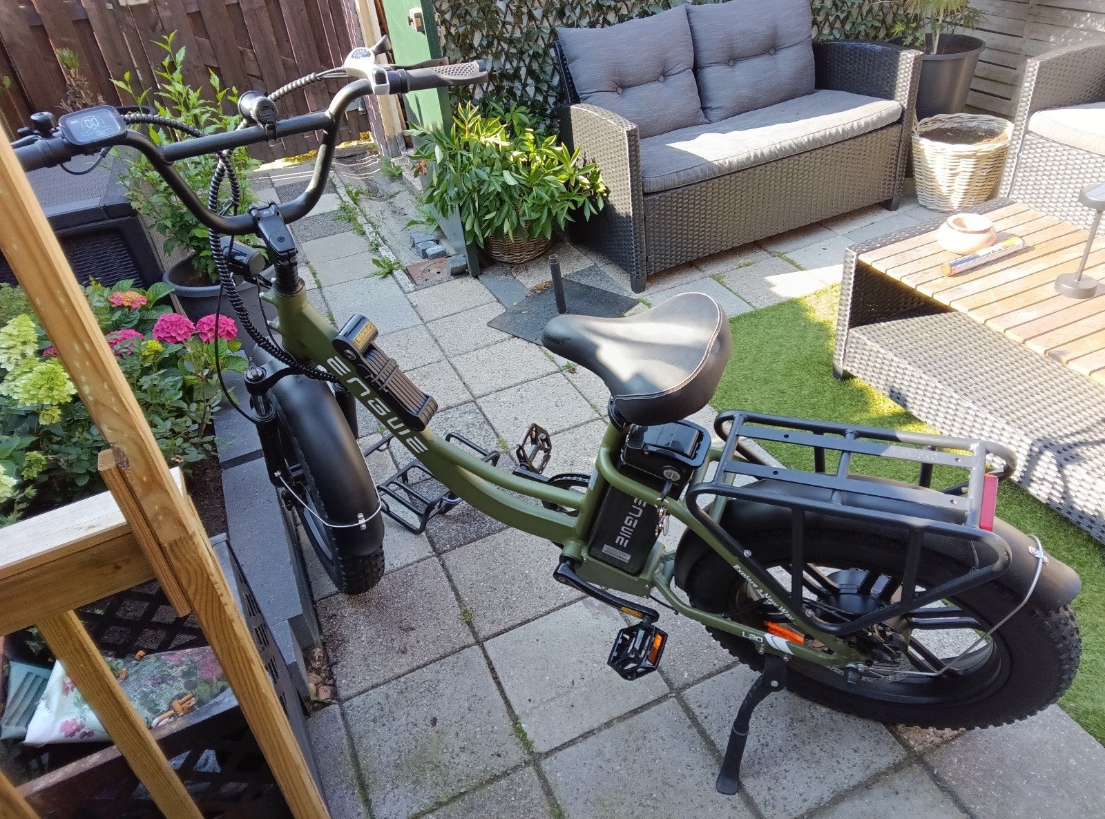 Engwe L20 Fatbike - Groen en Wit met slot en alarm, Zo goed als nieuw, 59 cm of meer, 50 km per accu of meer, Ophalen