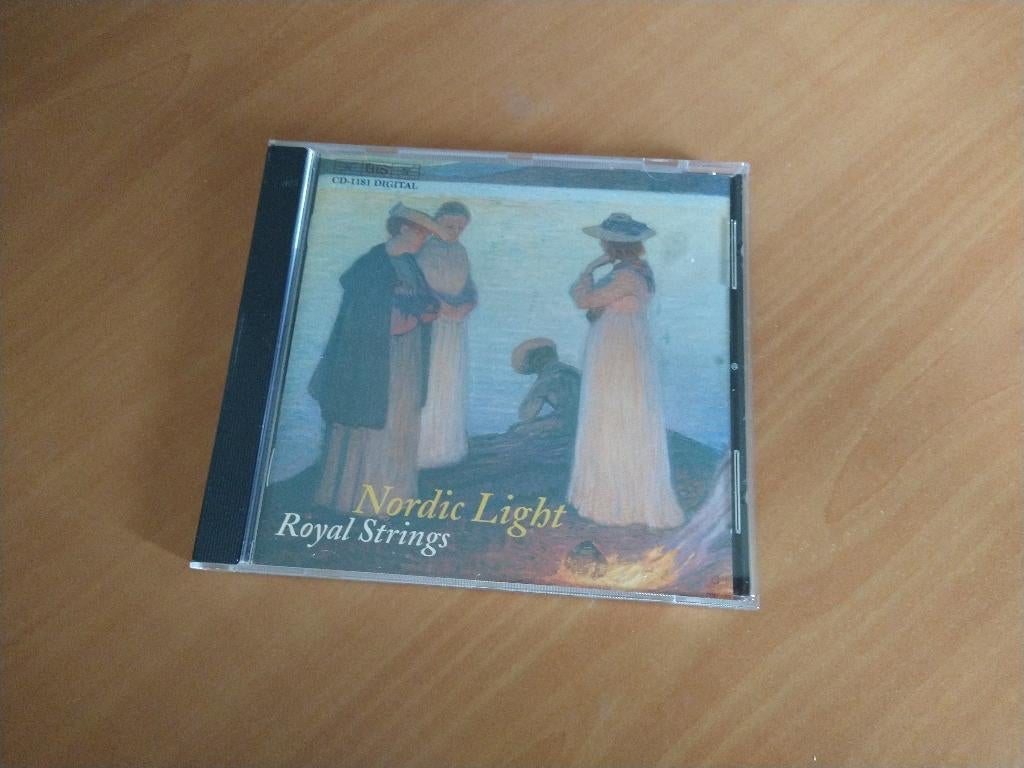 CD Royal Strings. Nordic Light, Ophalen of Verzenden, Classicisme, Zo goed als nieuw, Kamermuziek