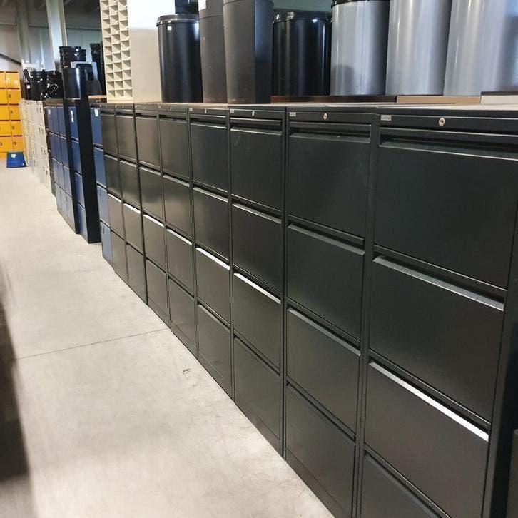 Diverse stalen kasten met 4 laden voor archief / gereedschap, Ophalen, Gebruikt, 5 laden of meer, Minder dan 100 cm