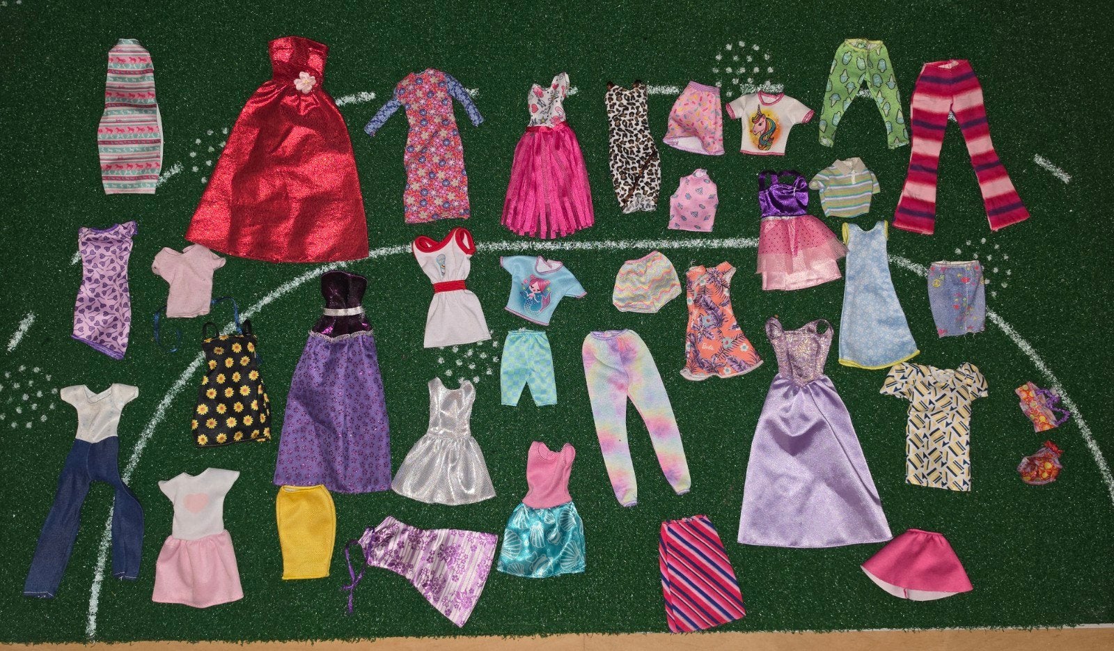 Grote collectie Barbie kleding, Ophalen, Gebruikt, Barbie