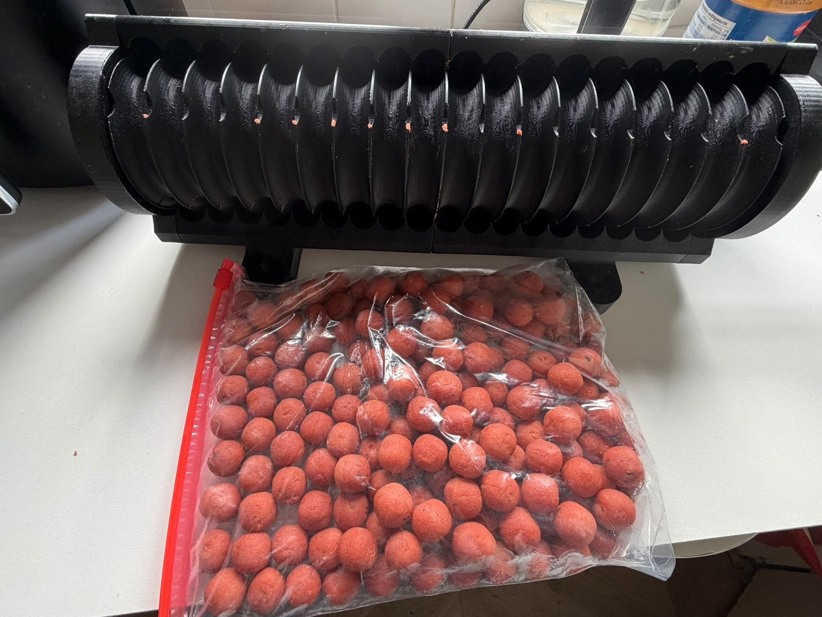Boilie roller machine 20 mm /25 mm en 30 mm beschikbaar, Zwart, Verzenden, Overige thema's, Gereedschap of Toebehoren