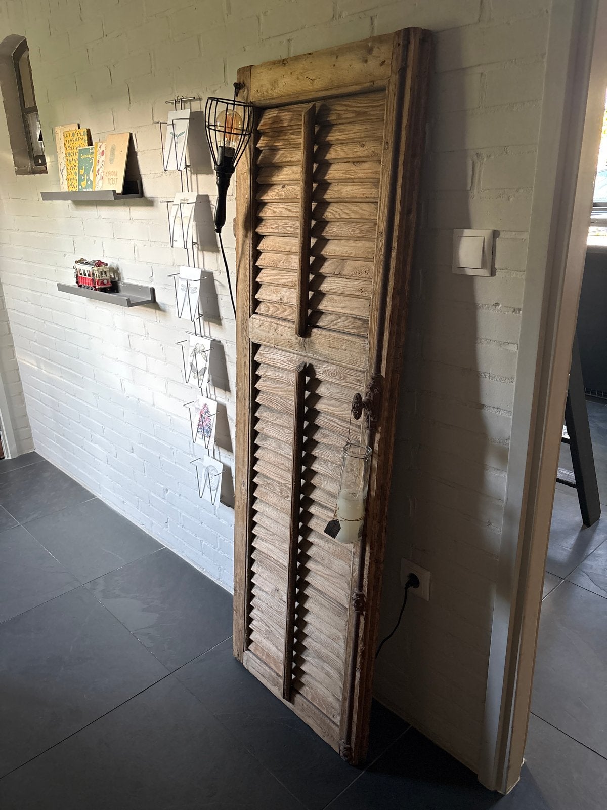 Stoere houten shutter kralenketting, Ophalen