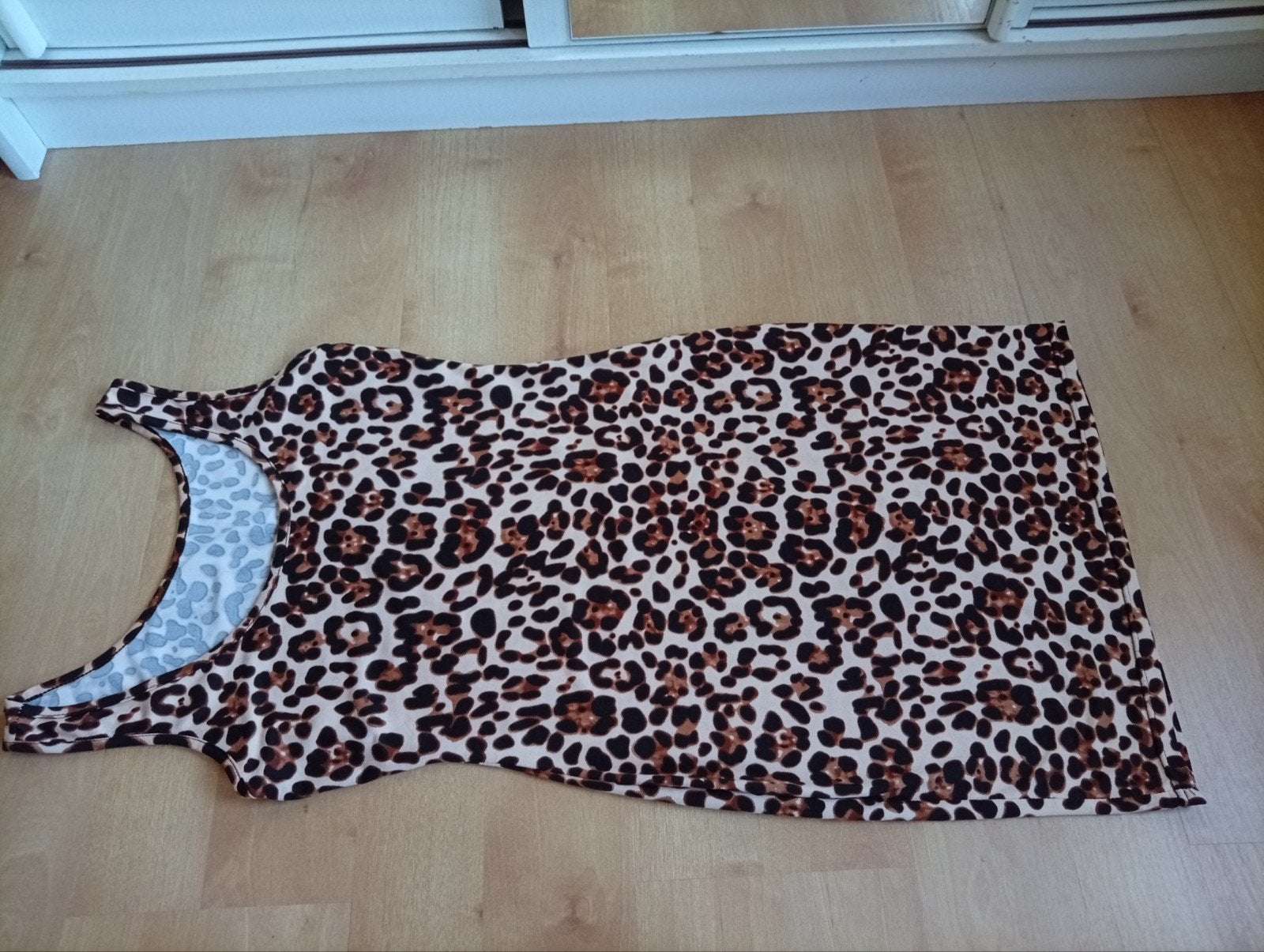 panterprint jurk, Beige, Ophalen of Verzenden, Zo goed als nieuw, Maat 36 (S)