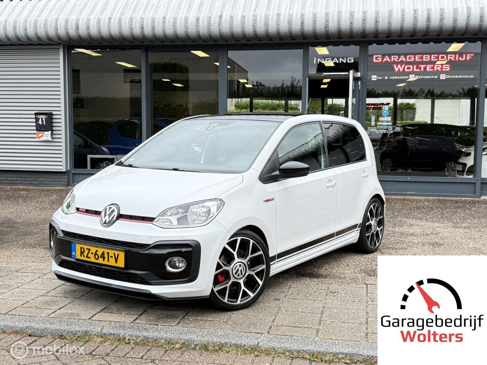 Volkswagen Up! 1.0 TSI GTI 150PK+ OPEN LUCHT FILTER SP.UITLA, Auto's, 970 kg, 4 stoelen, Wit, Origineel Nederlands