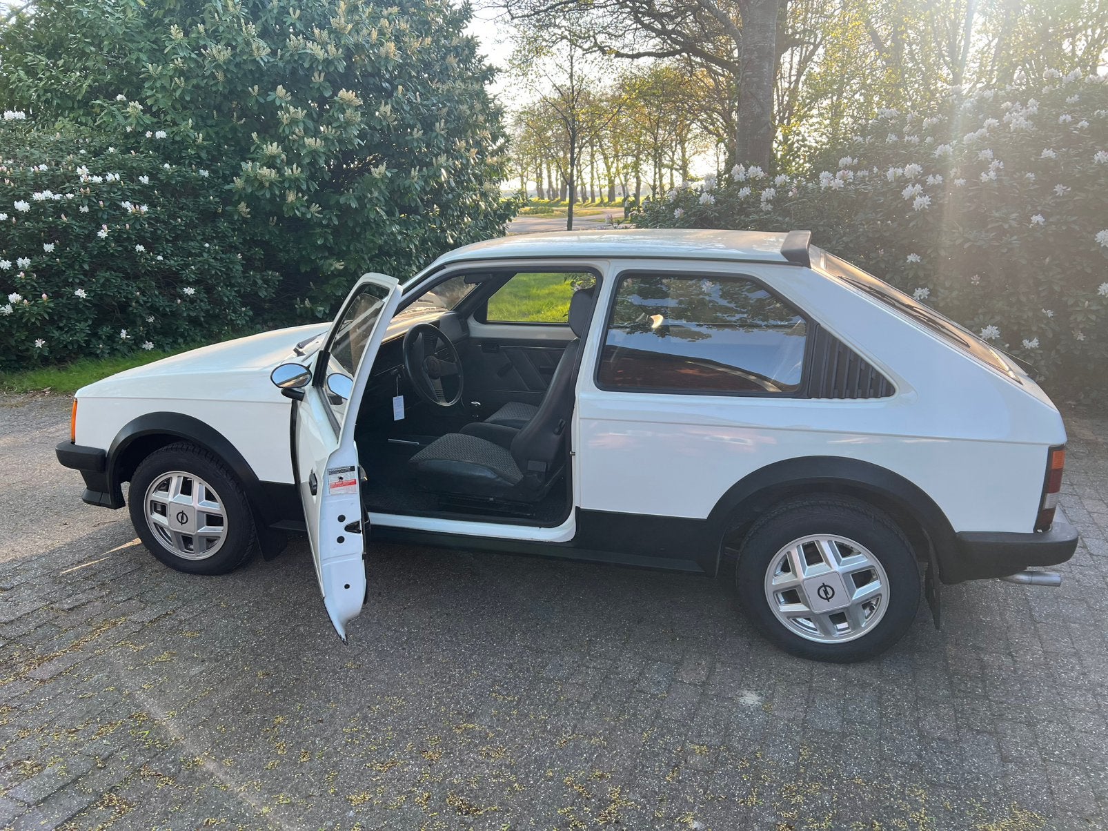 Opel Kadett, D, 1.6 SR, 1983, in NIEUWstaat, Stof, 4 cilinders, Kadett, Wit