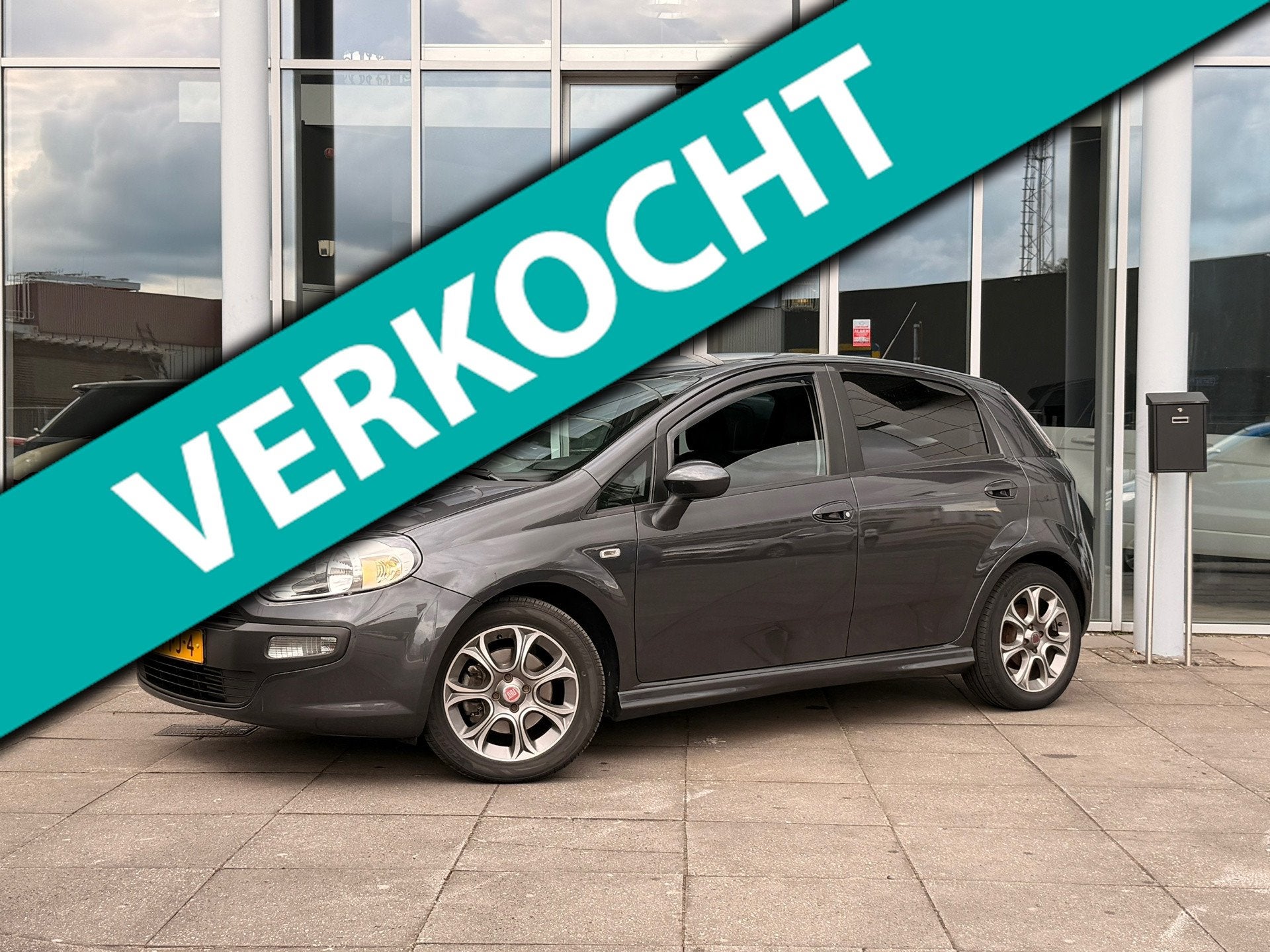 Fiat Punto Evo 1.3 M-Jet Dynamic|Navi|Trekhaak, Auto's, Fiat, Voorwielaandrijving, Euro 5, 28 km/l, Gebruikt