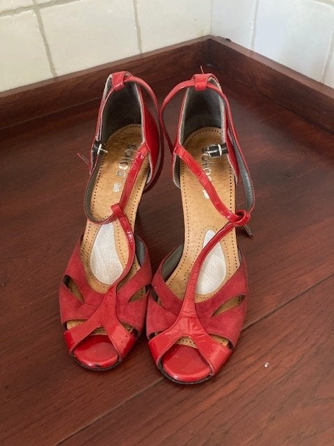 rode dansschoenen latin maat 37, Ophalen, Dansschoenen, Zo goed als nieuw, Rood