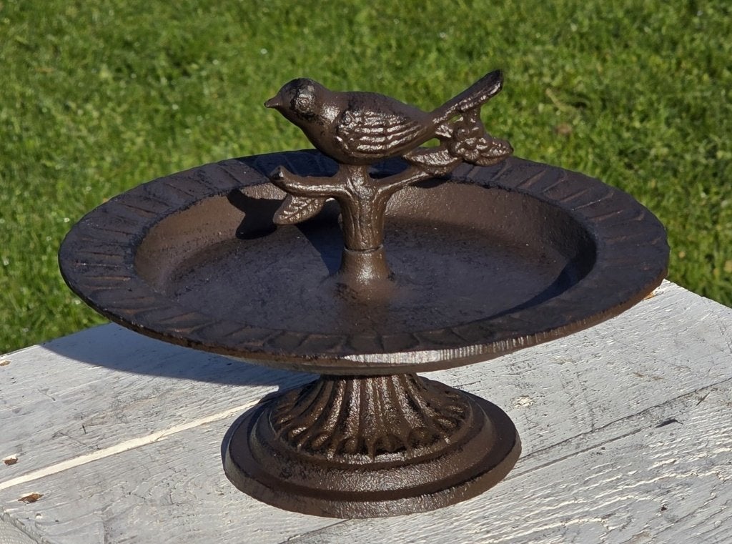 VOGELDRINKSCHAAL / DRINKSCHAAL / gietijzer / 14 cm hoog, Nieuw, Info@huisentuindecoratiemarie.nl, Huis en tuin decoratie marie