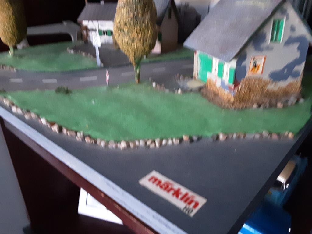 Märklin Diorama met Huisjes en Bomen, Hobby en Vrije tijd, Modelbouw | Figuren en Diorama's, Gebruikt, Diorama, 1:35 tot 1:50