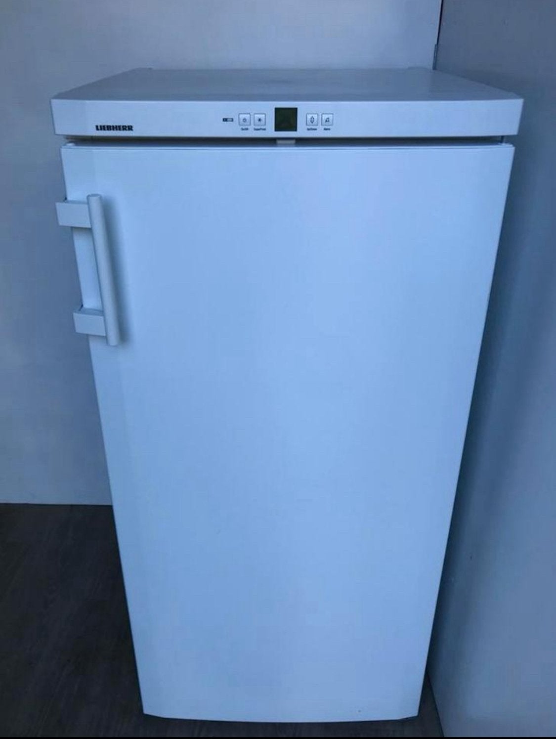 Zeer nette Liebherr 6 lades NoFrost A++ vriezer te koop, 120 tot 140 cm, Zo goed als nieuw, Energieklasse A of zuiniger, Ophalen