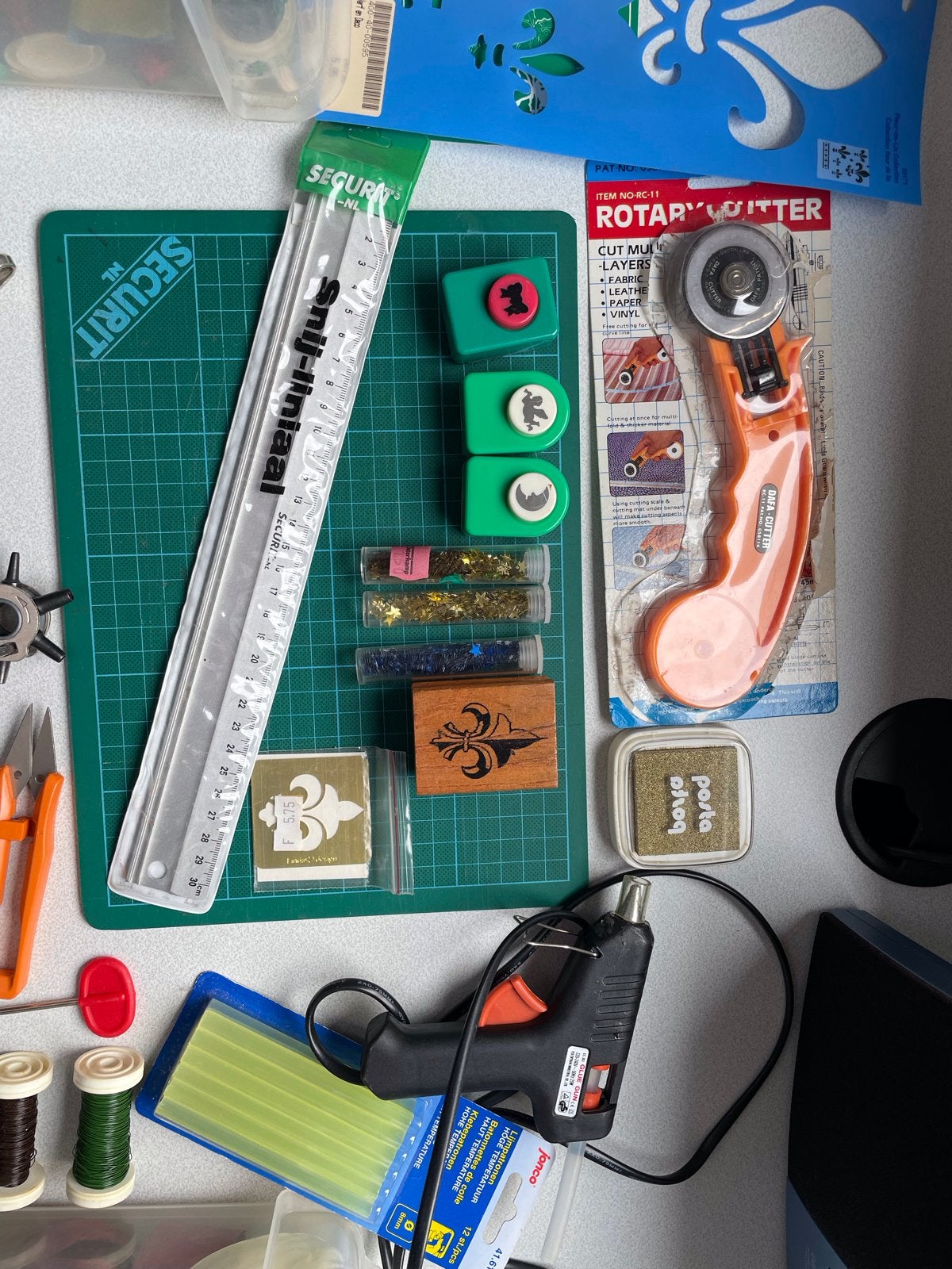 Grote knutselset met gereedschap en materialen, Gebruikt, Overige thema's, Meerkleurig, Herbruikbaar