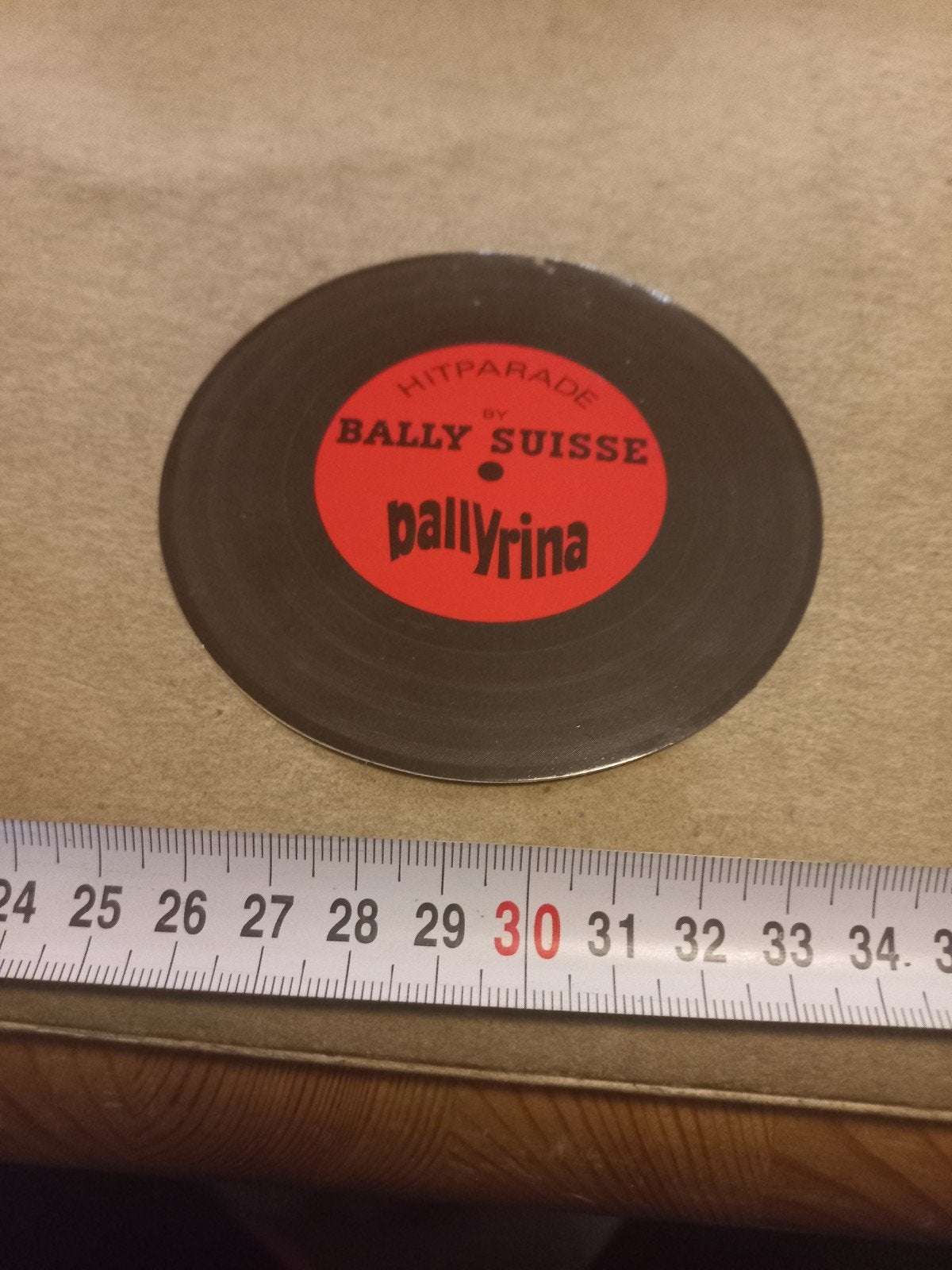 Bally Suisse Ballyrina Hitparade Reclamesticker, Verzamelen, Ophalen of Verzenden, Gebruikt