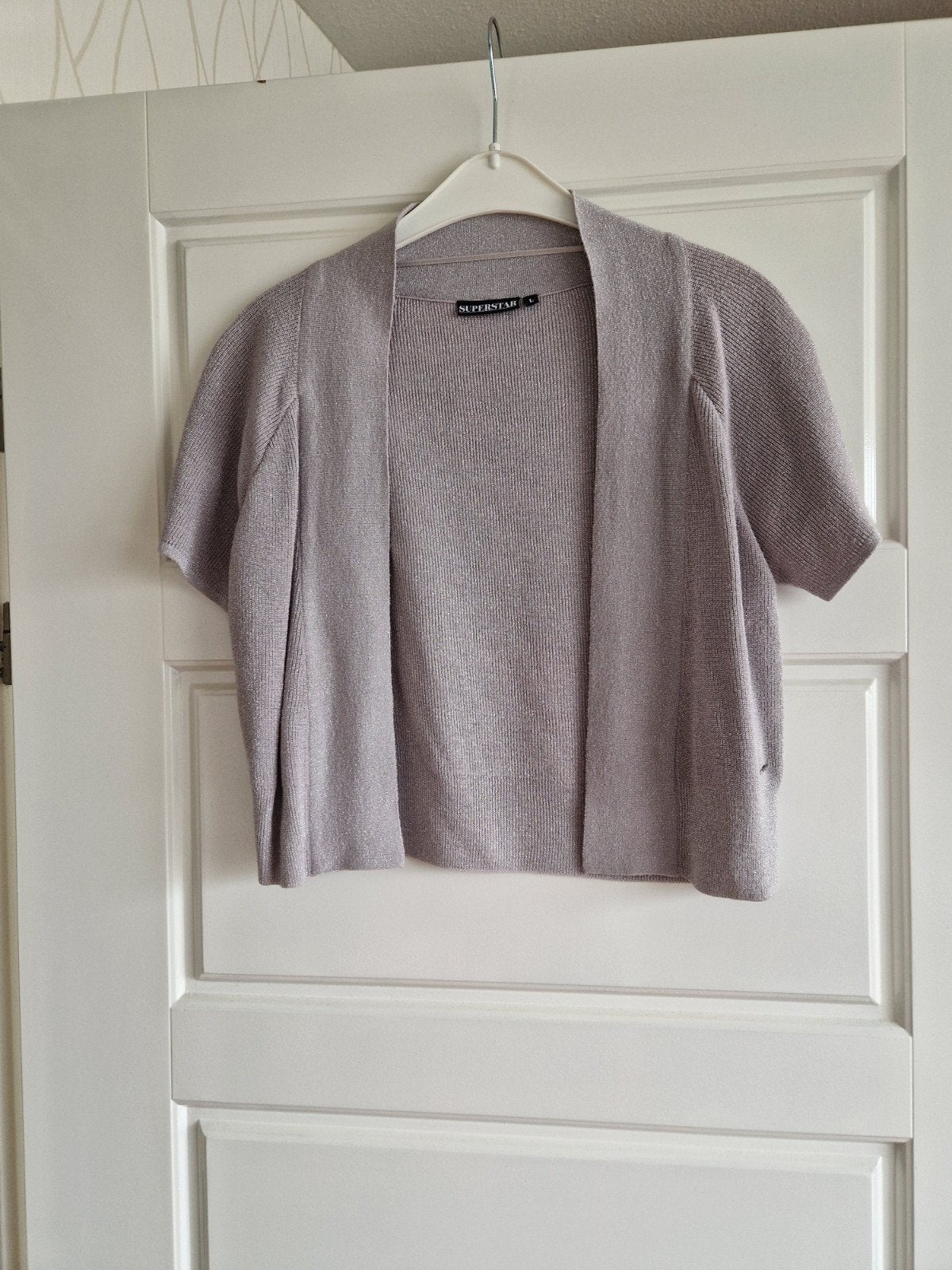 Te koop lichtpaarse bollero/vestje, merk Superstar, maat L., Paars, Maat 42/44 (L), Ophalen of Verzenden, Zo goed als nieuw