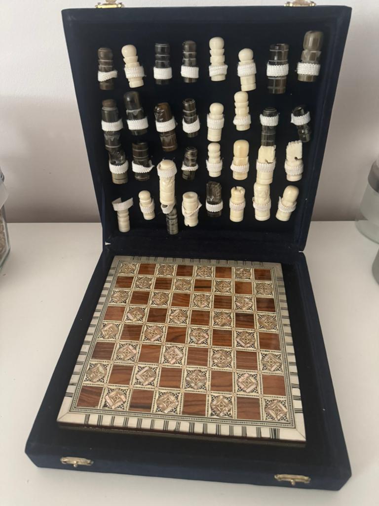 Schaakspel handgemaakt Y.H. Egypte, Hobby en Vrije tijd, Denksport en Puzzels, Ophalen of Verzenden, Gebruikt, Schaken