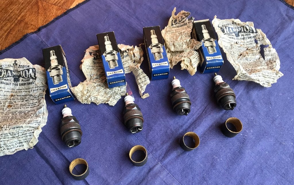 4 x CHAMPION 1 COM 22mm bougies, gebruikt, oldtimer, Ophalen of Verzenden