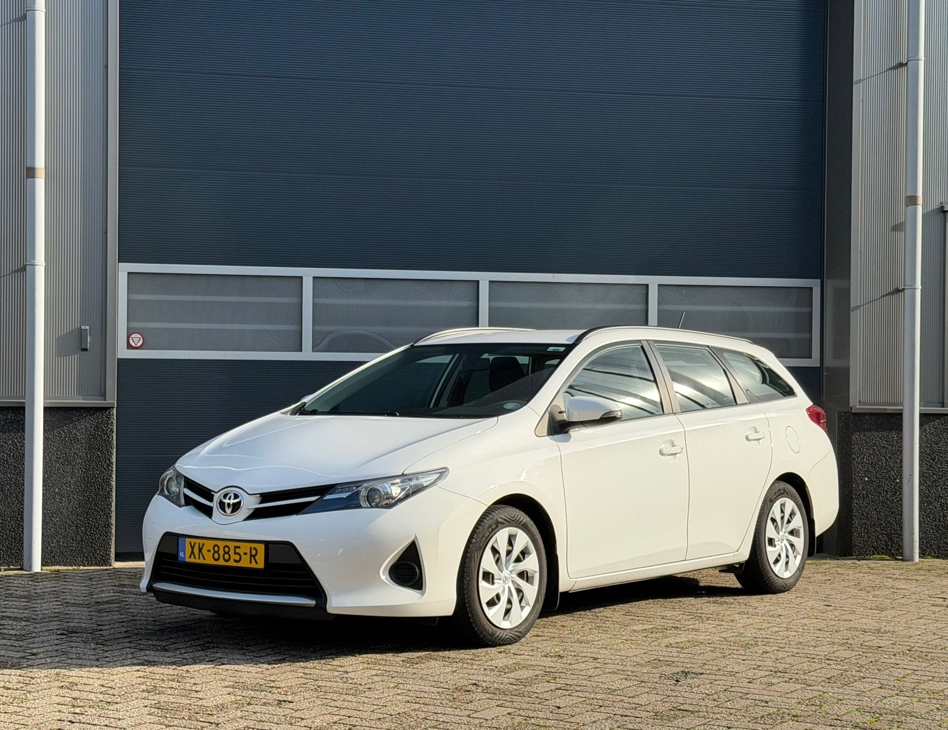 Toyota Auris 1.3 Aspiration bj.2014 Camera|Clima|Trekh|Stoel, Voorwielaandrijving, Euro 5, Gebruikt, Verwarmde buitenspiegels