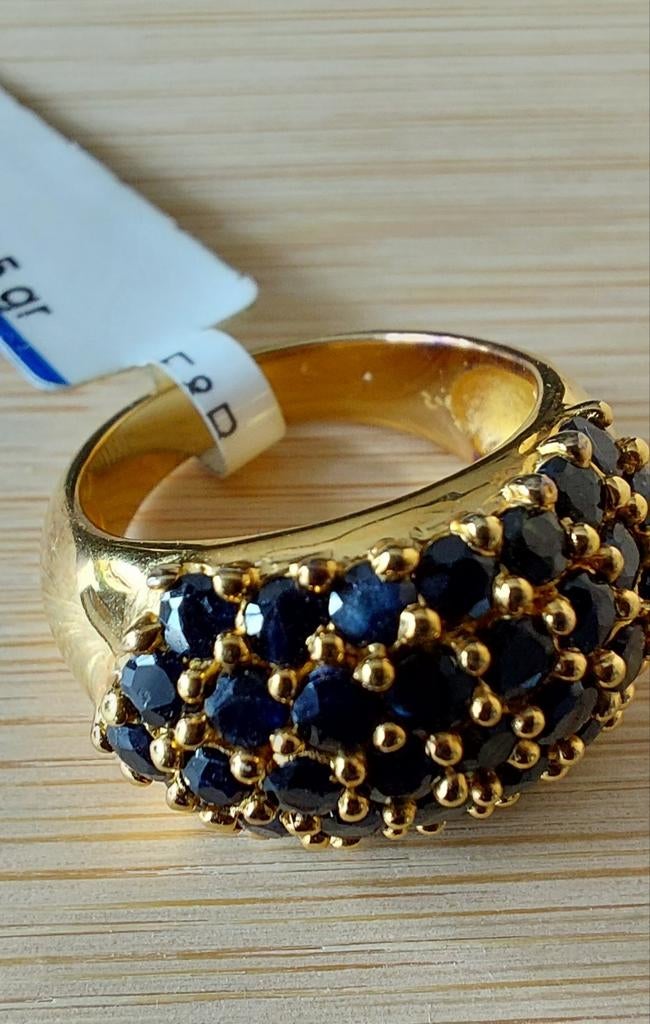 Zilveren vergulde goudkleurige ring donkere saffieren mt 16, Nieuw, Ophalen of Verzenden, Kleiner dan 17, Dame