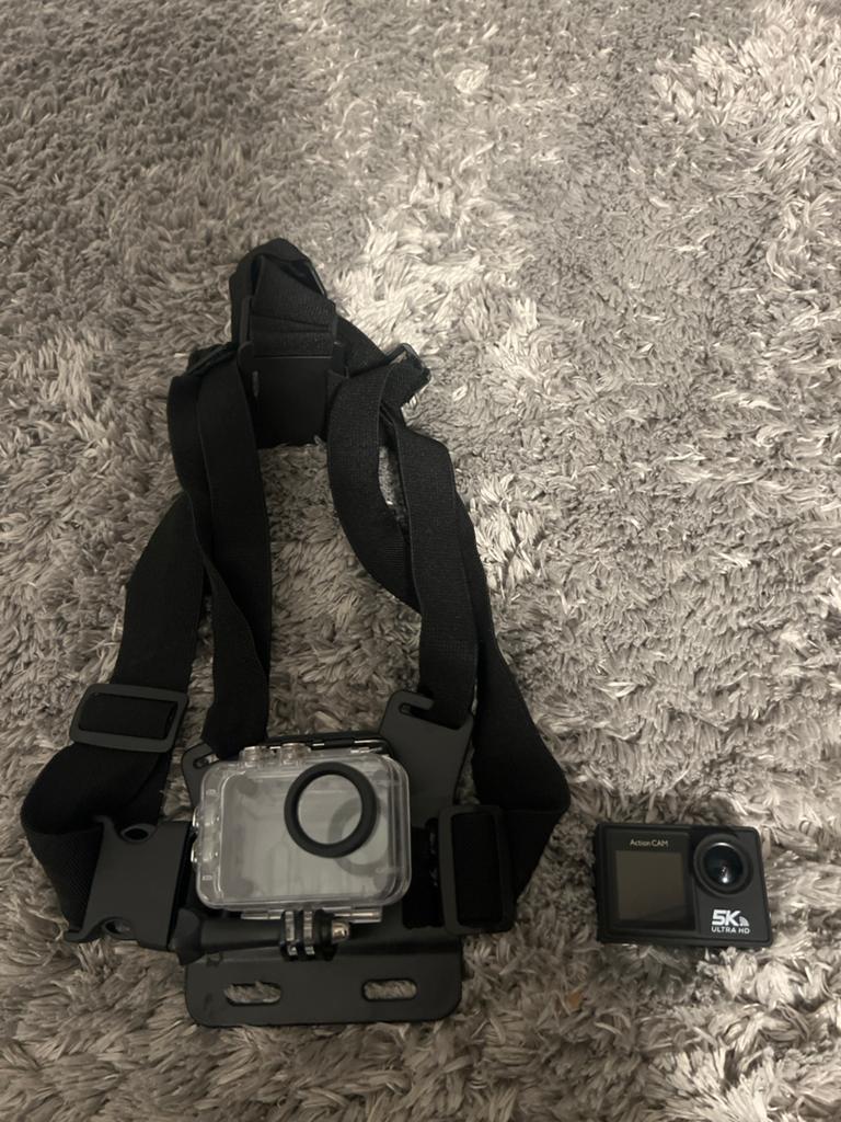 5K Ultra HD Action Cam met Borstharnas, Ophalen, Zo goed als nieuw, Overige merken