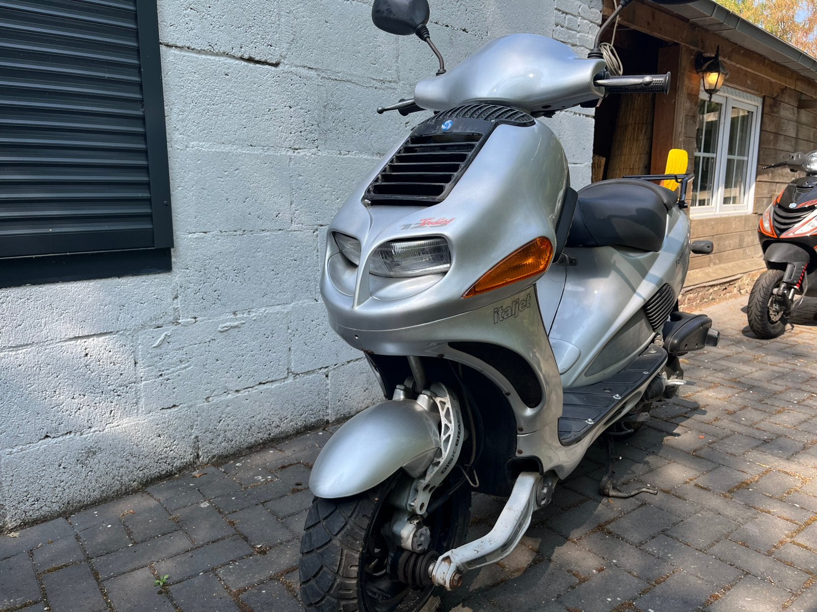 Zeer nette Italjet Formulla 125cc twin cilinder., Fietsen en Brommers, Ophalen, Zo goed als nieuw, Benzine