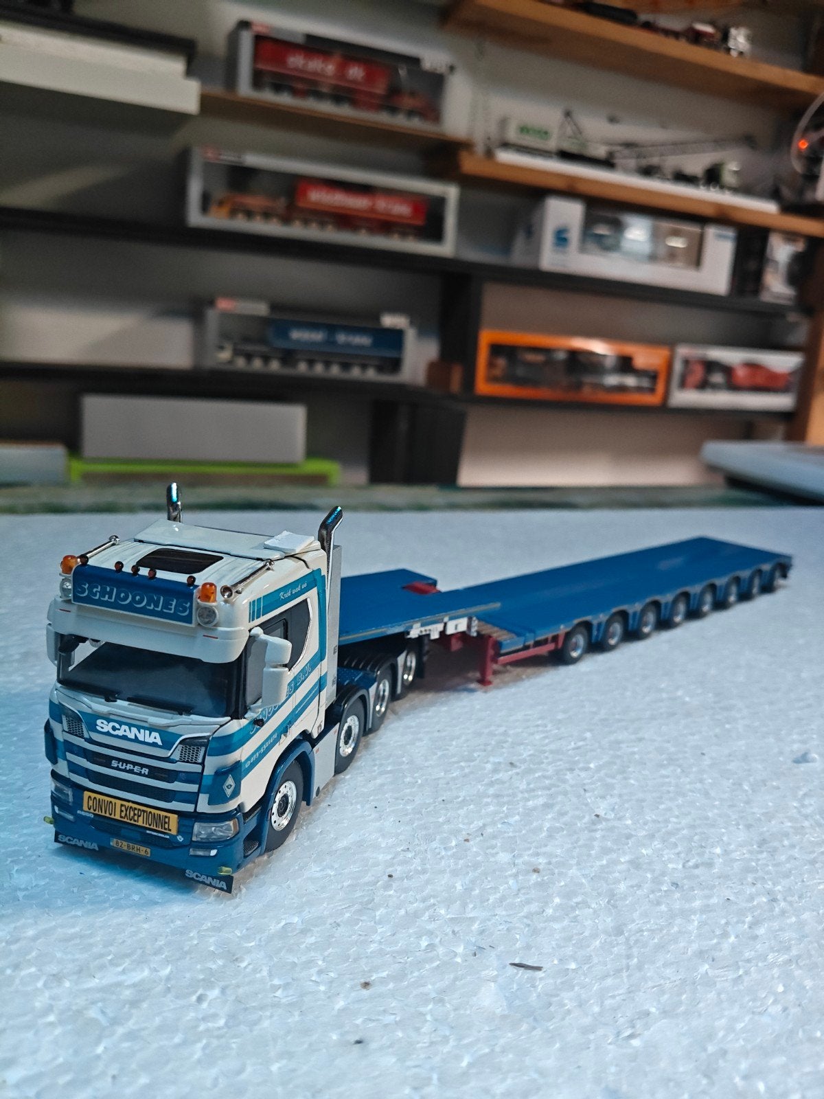 Scania r 650 super van schoones met 8 assige zwaar transport, Hobby en Vrije tijd, Ophalen of Verzenden, Zo goed als nieuw, Bus of Vrachtwagen
