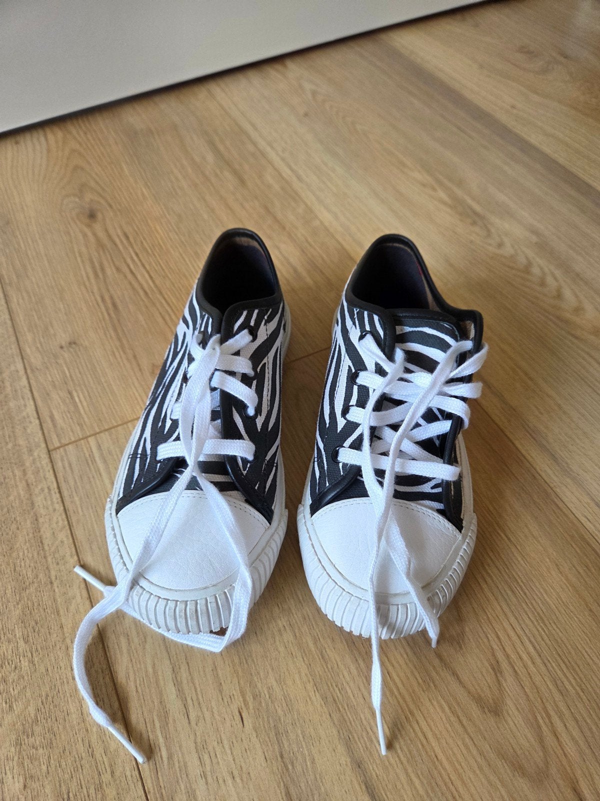 Schoenen Burberry, maat 33, Schoentjes, Meisje, Ophalen of Verzenden, Zo goed als nieuw